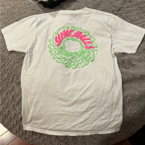 Santa Cruz Unisex Tshirt - Picture 2 of 2